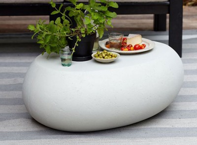 Stolík Pebble Coffee – westelm.com