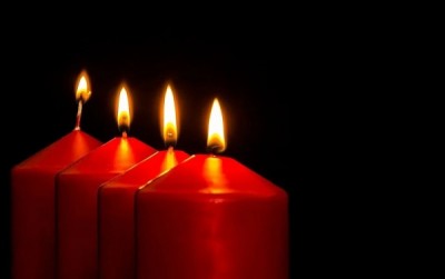 Je tu Advent: so sviečkami a svetelnými reťazami môže byť jedinečný!